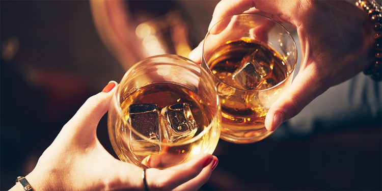8 Best Non-Alcoholic Spirits for 2023