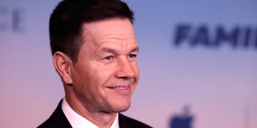 Mark Wahlberg Shares Motivational Year-End Workout With Fans